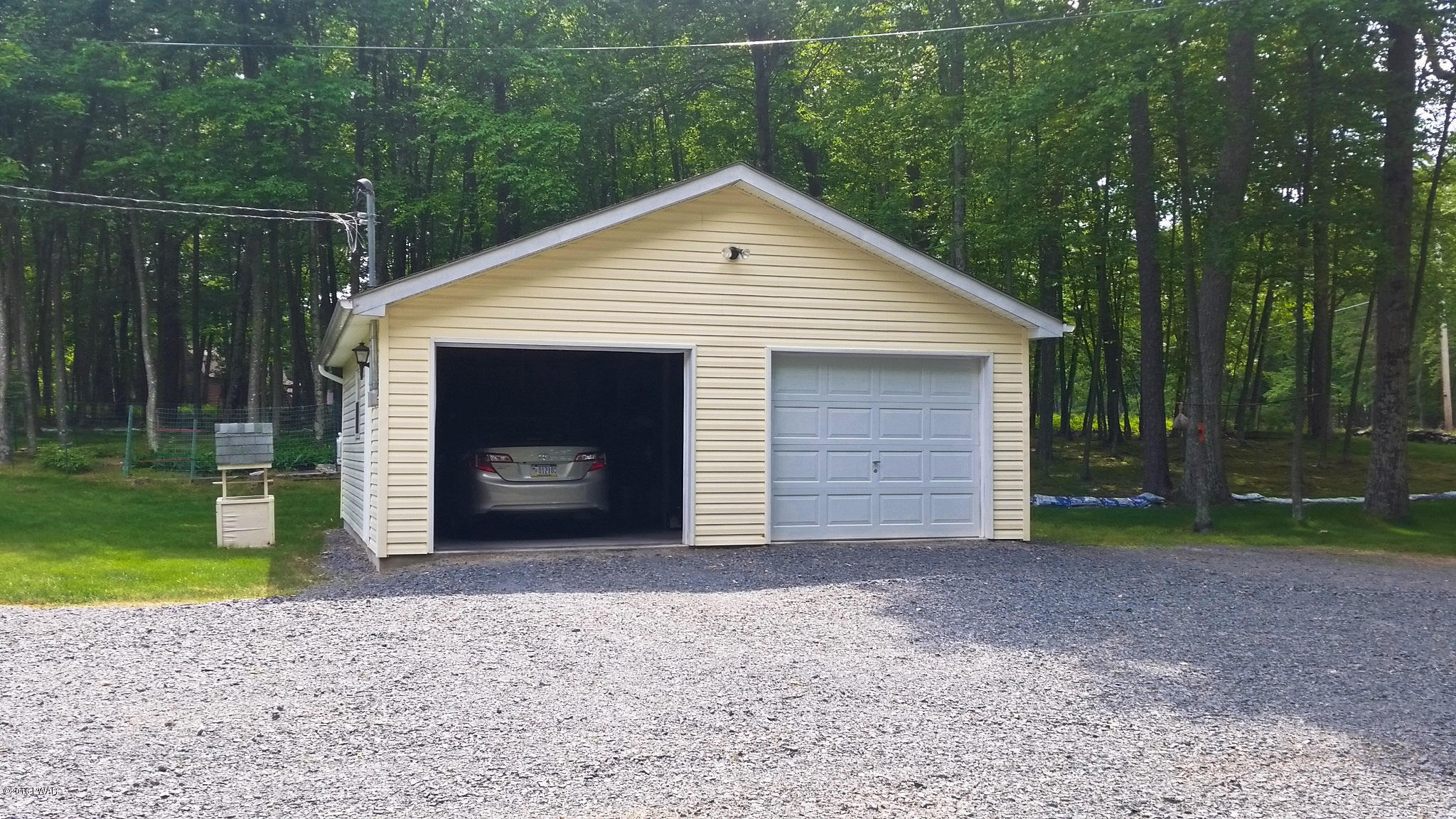 176 Nelson Road Milford, PA 18337 - Photo 4 of 37 2 Car Garage