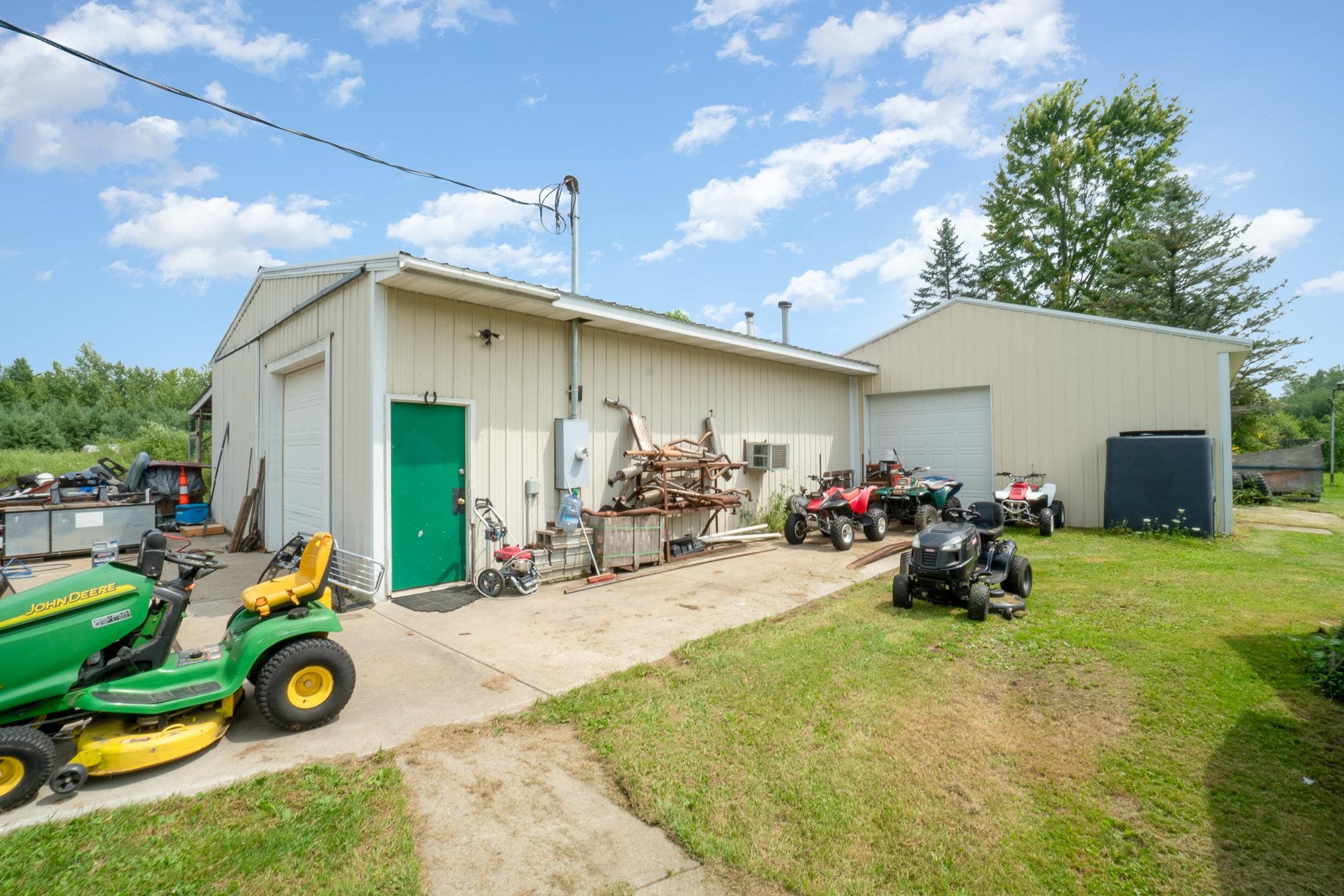 5144 Main Street Pinconning, MI 48650 - Photo 2 of 29 Gallery Image 2