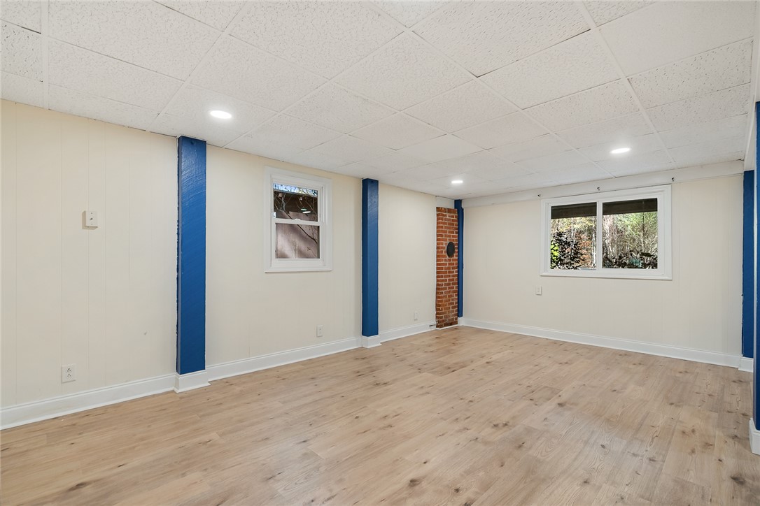 602 Grate Road Anderson, SC 29625 - Photo 9 of 44 Living Room