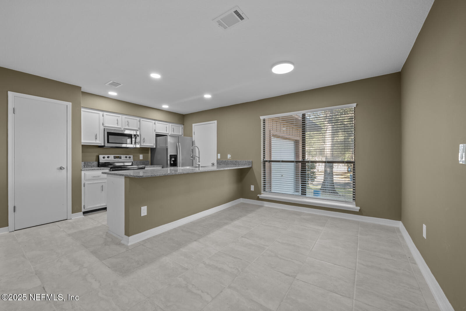 7528 Jasper Avenue Jacksonville, FL 32211 - Photo 13 of 33 7528 Jasper Ave_32211-10