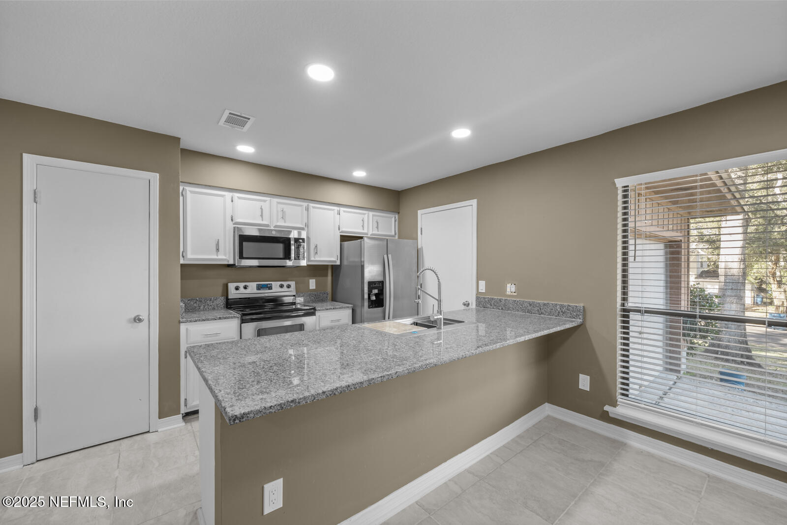 7528 Jasper Avenue Jacksonville, FL 32211 - Photo 15 of 33 7528 Jasper Ave_32211-12