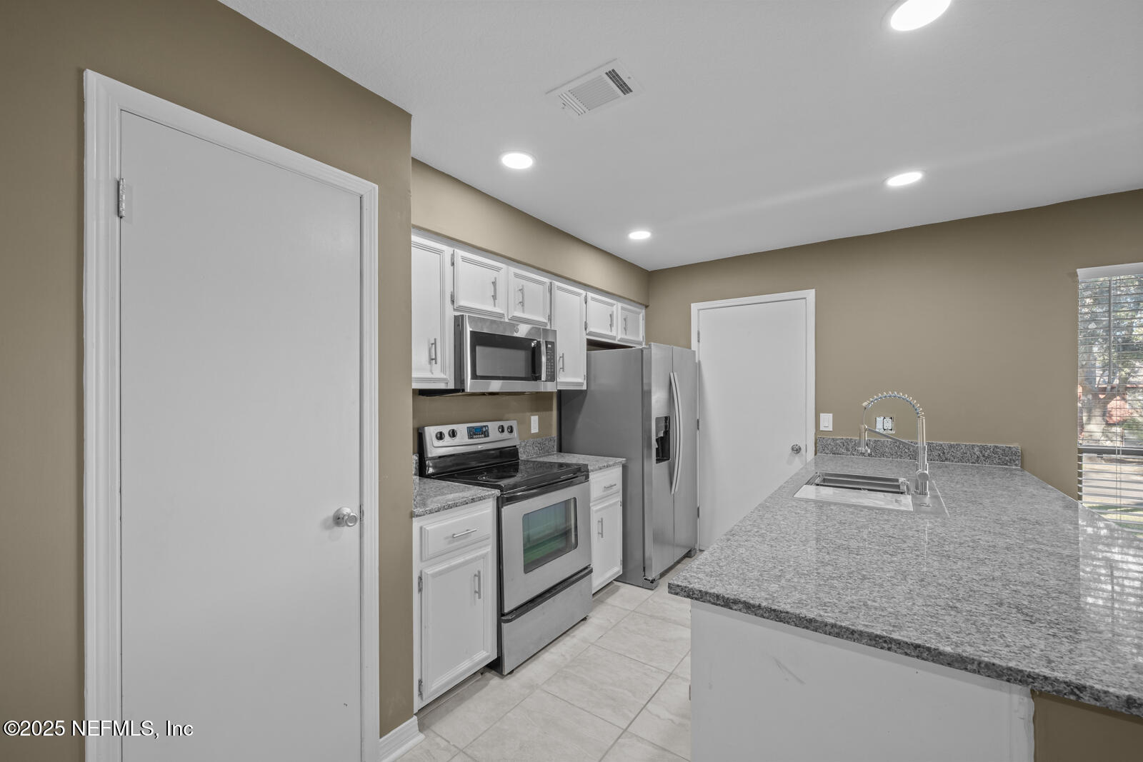 7528 Jasper Avenue Jacksonville, FL 32211 - Photo 17 of 33 7528 Jasper Ave_32211-14