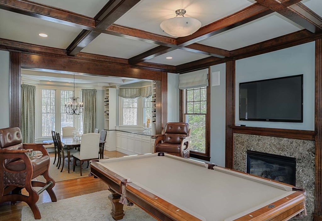 1 Ashley Road Southborough, MA 01772 - Photo 7 of 42 Gallery Image 7