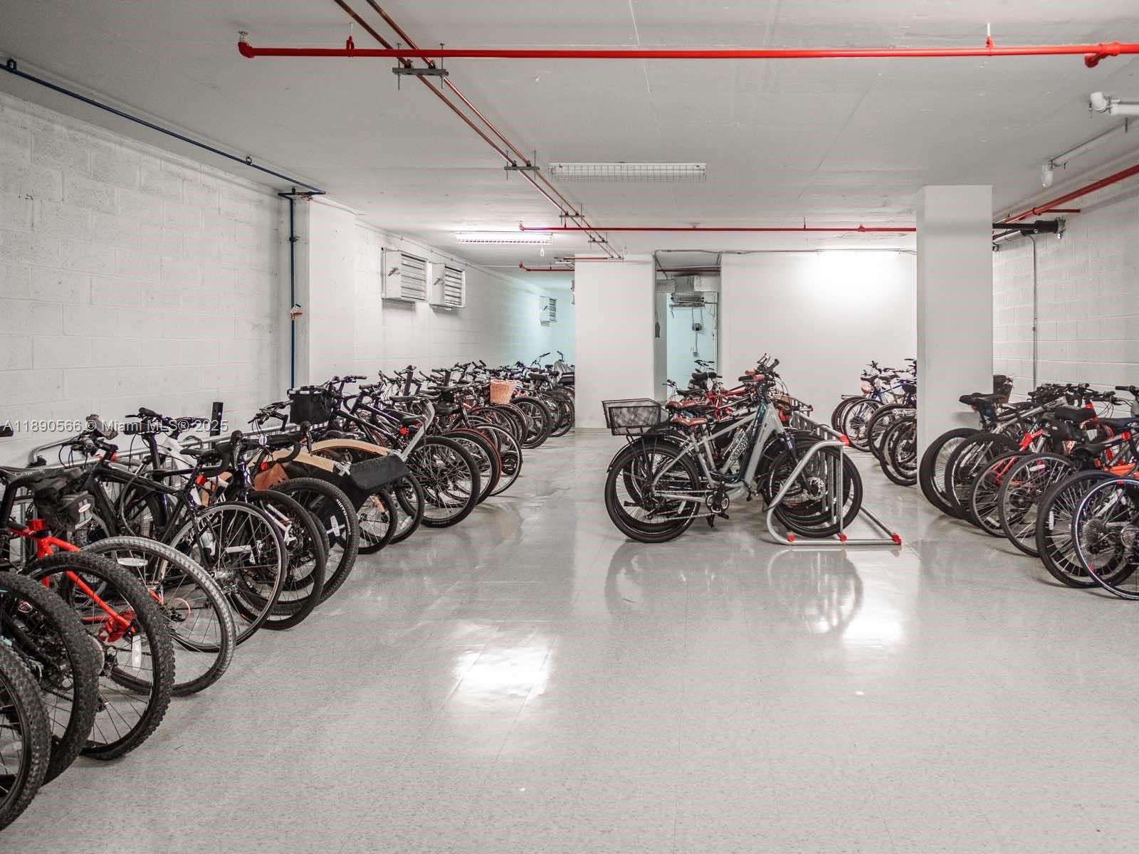 900 Brickell Key Boulevard, Unit 2204 Miami, FL 33131 - Photo 36 of 40 a view of a room with gym equipment