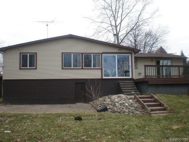 80455 Holmes Road Armada, MI 48005 - Photo 2 of 8 Picture 015