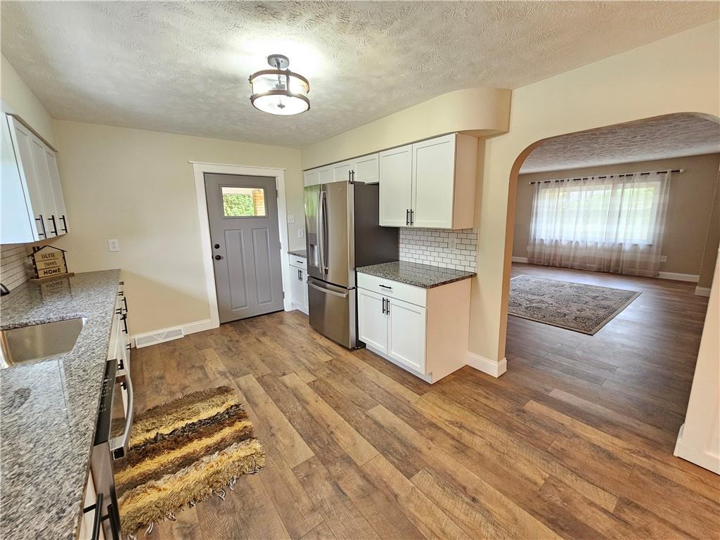 946 Herman Road Butler, PA 16002 - Photo 11 of 34 Gallery Image 11