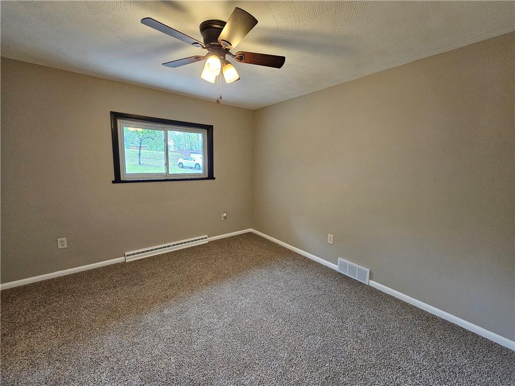 946 Herman Road Butler, PA 16002 - Photo 15 of 34 Gallery Image 15