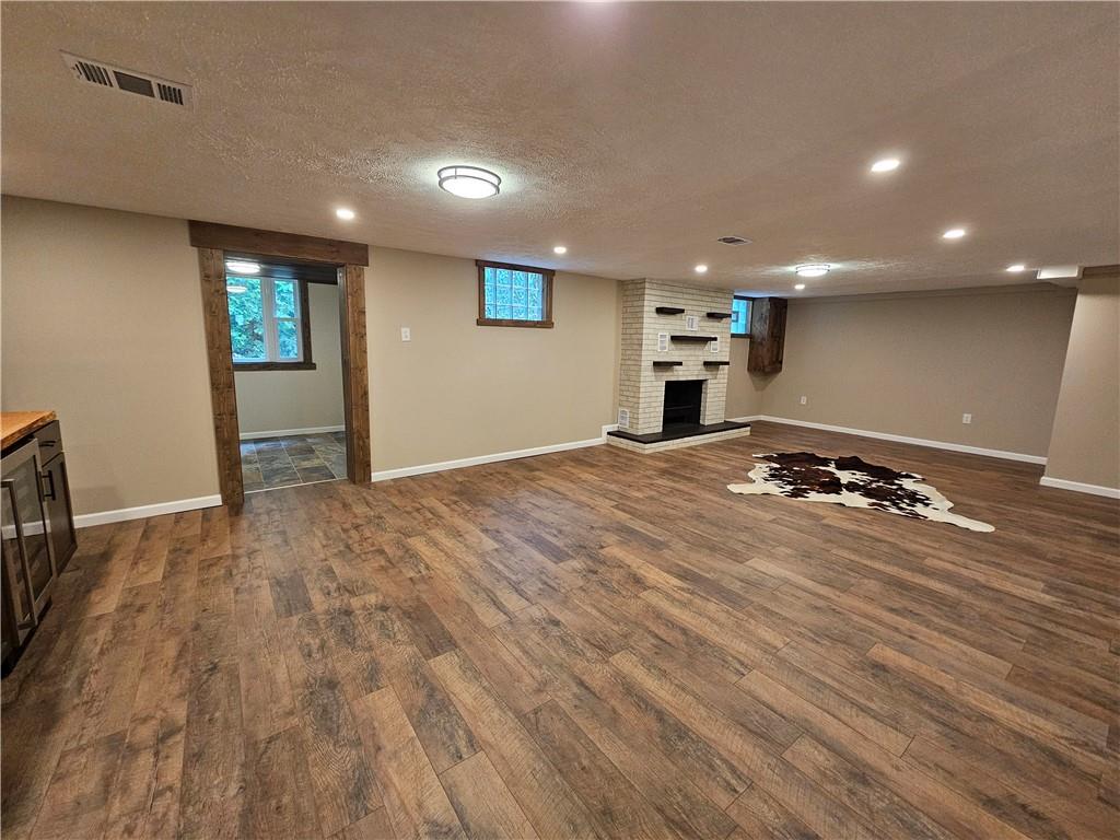 946 Herman Road Butler, PA 16002 - Photo 24 of 34 Gallery Image 24