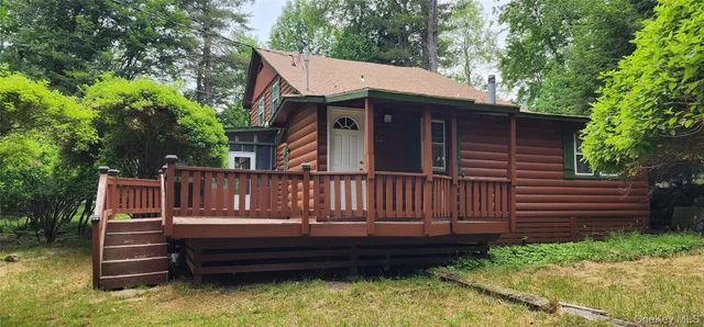 $369,500 | 22 Ballard Street, Smallwood, NY 12778