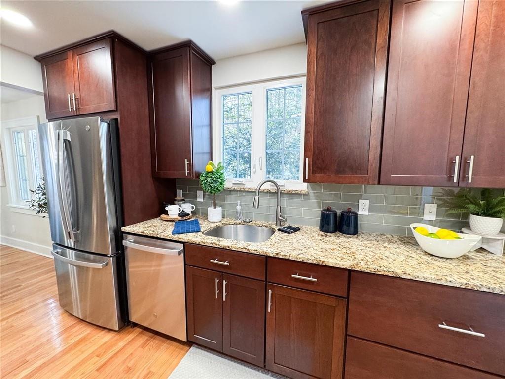228 Woodside Road Pittsburgh, PA 15221 - Photo 14 of 34 Gallery Image 14