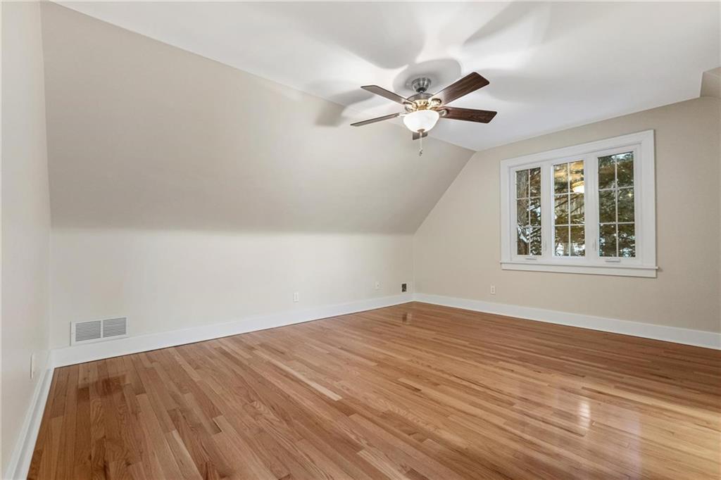 228 Woodside Road Pittsburgh, PA 15221 - Photo 21 of 34 Gallery Image 21