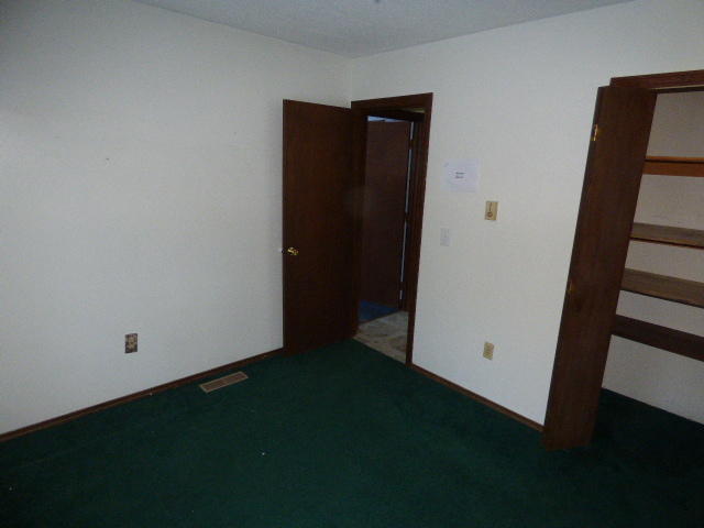 432 Durham Bridge Road Newport, ME 04953 - Photo 5 of 9 bed 1