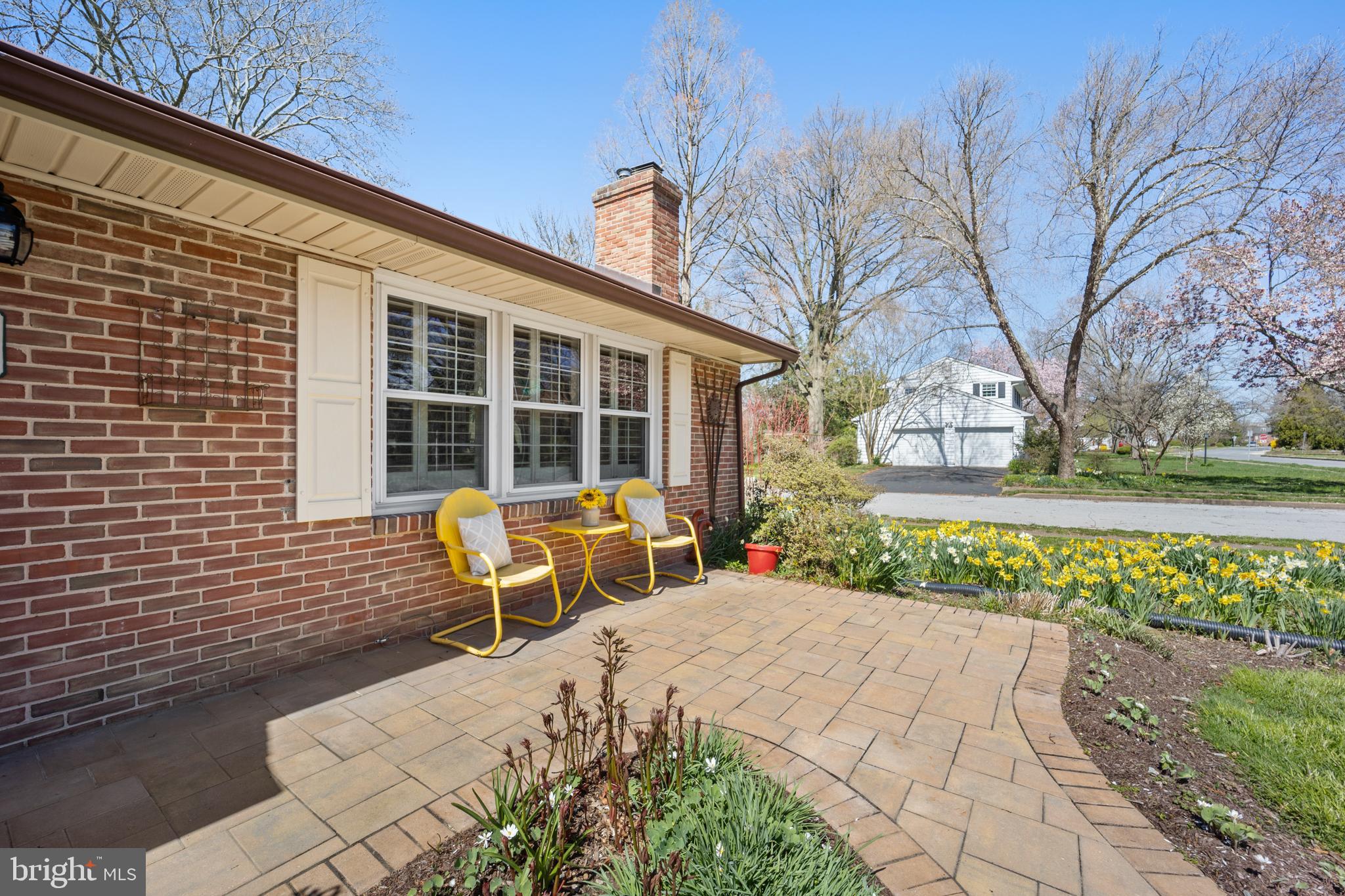 274 Beverly Road Newark, DE 19711 - Photo 39 of 40 Front Patio