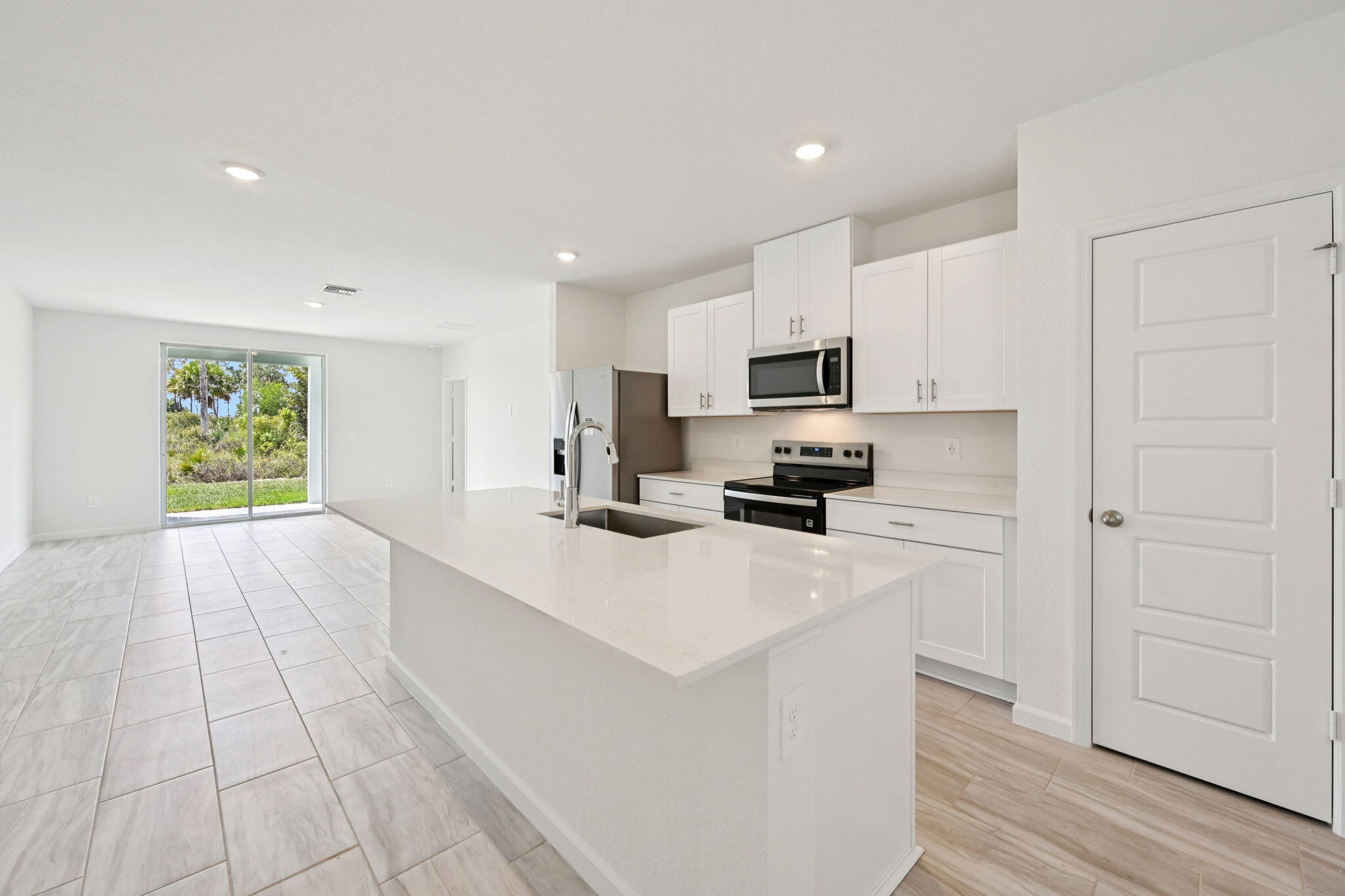 14518 Southwest New Dawn Road Indiantown, FL 34956 - Photo 11 of 36 14518 SW NEW DAWN ROAD FL (11)