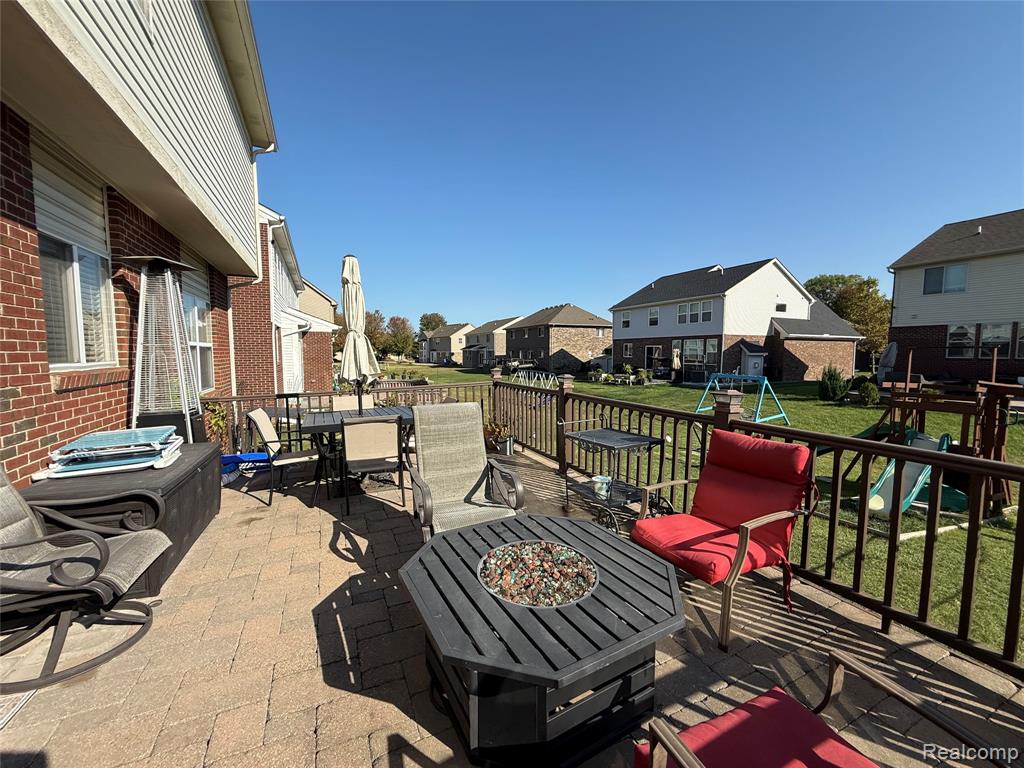5102 Ridge Lane Warren, MI 48092 - Photo 7 of 62 Gallery Image 7