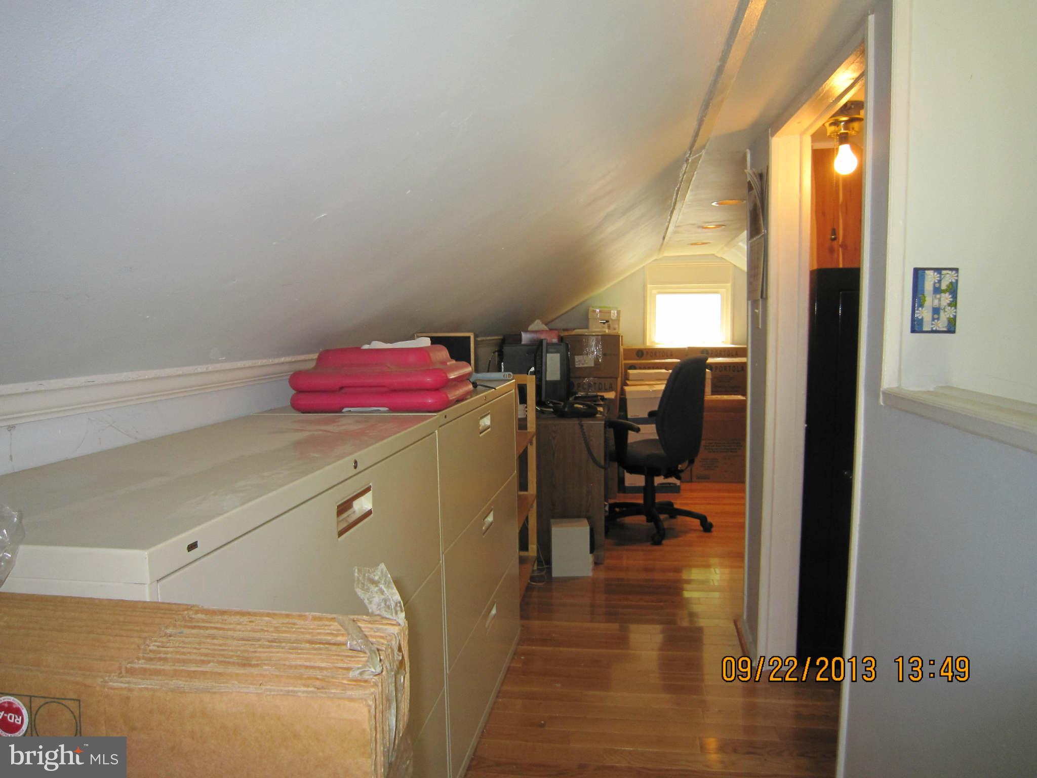 4315 Ivy Glen Road Silver Spring, MD 20906 - Photo 15 of 19 Interior (General)