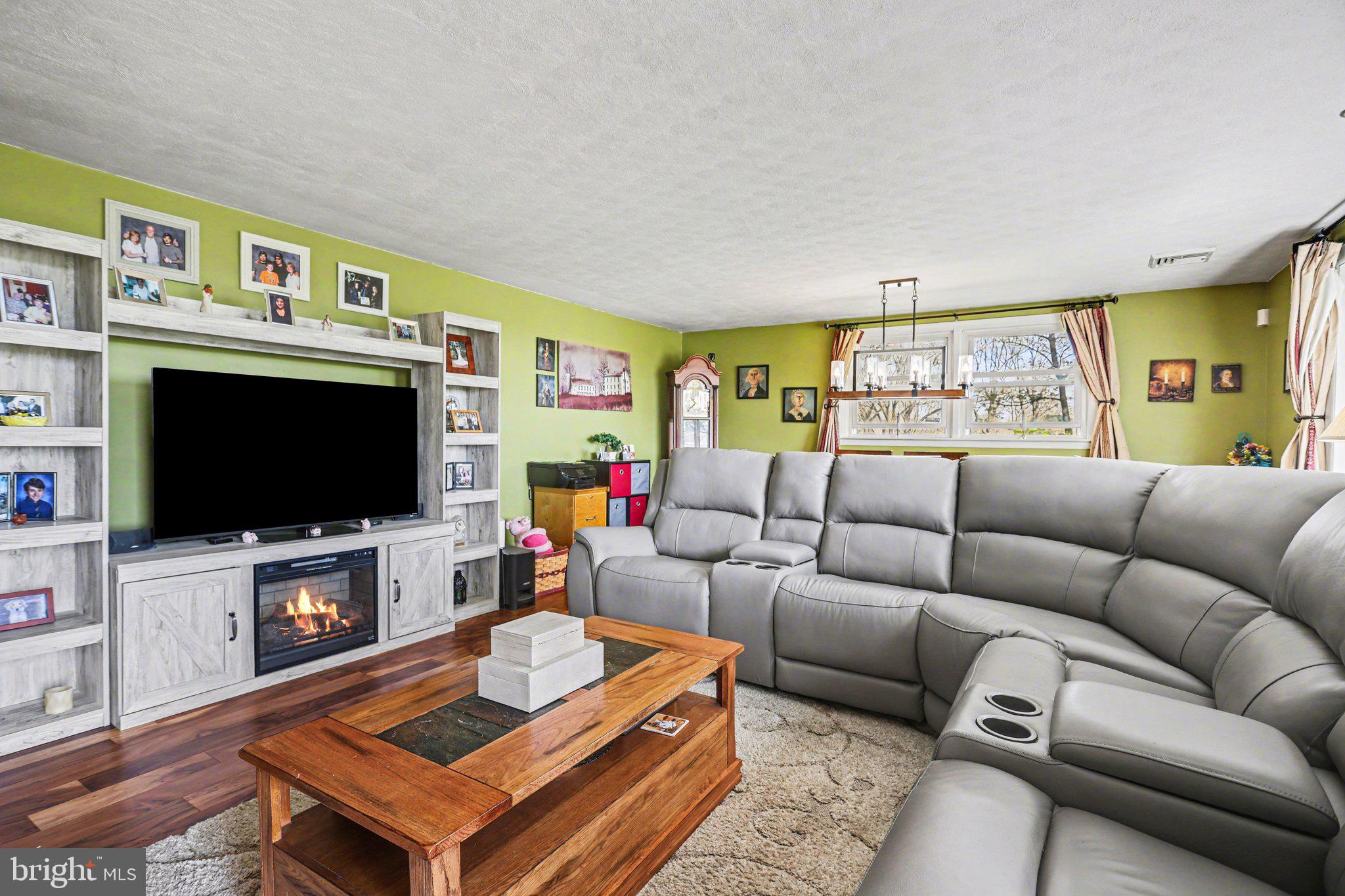 6010 Eyster Avenue Spring Grove, PA 17362 - Photo 13 of 39