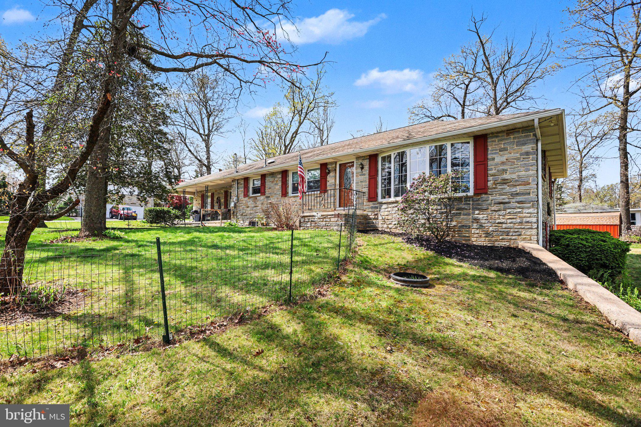 6010 Eyster Avenue Spring Grove, PA 17362 - Photo 2 of 39