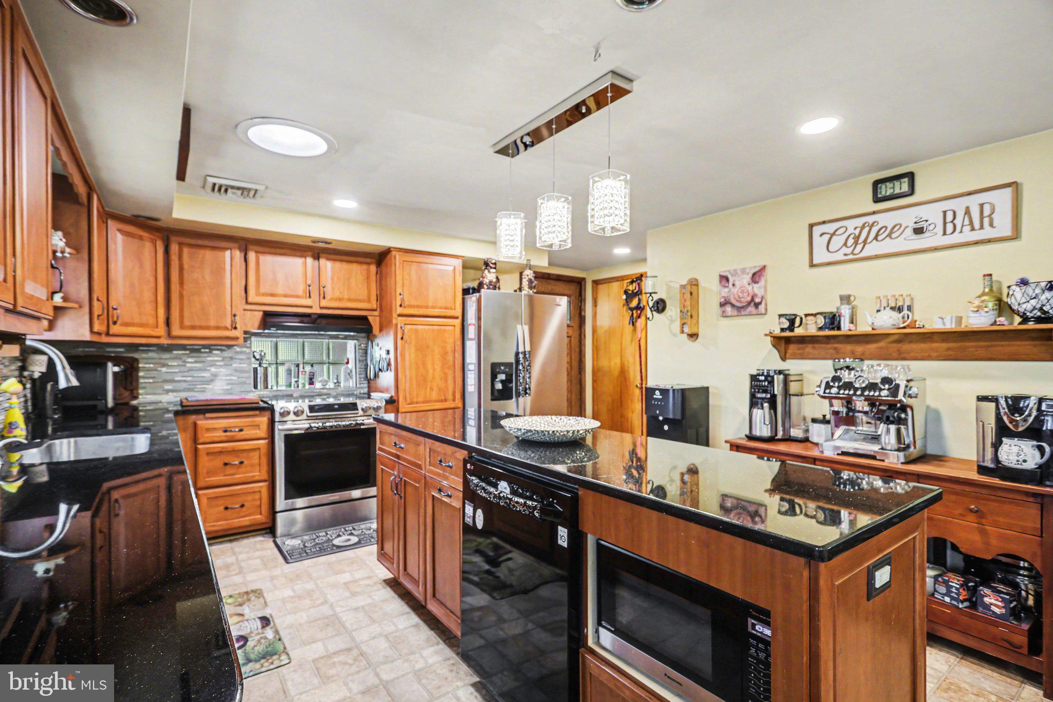 6010 Eyster Avenue Spring Grove, PA 17362 - Photo 8 of 39