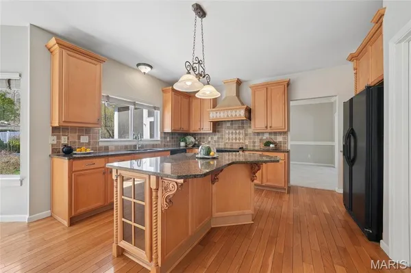$645,000 | 761 Southern Hills Drive, Eureka, MO 63025