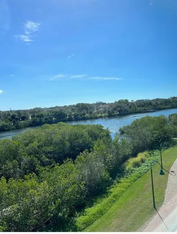 $3,795 | 5569 Cannes Circle, Sarasota, FL 34231