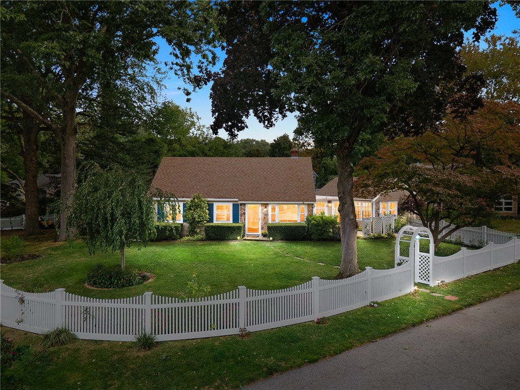 8 Sherbrooke Road Barrington, RI 02806 - Photo 1 of 48