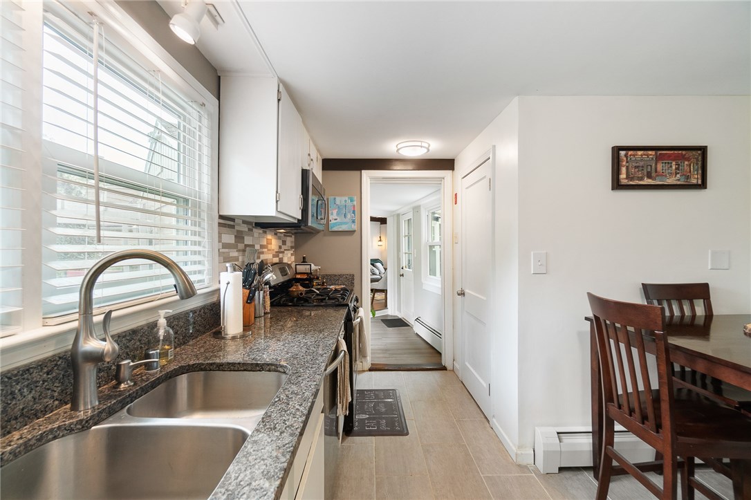 8 Sherbrooke Road Barrington, RI 02806 - Photo 18 of 48