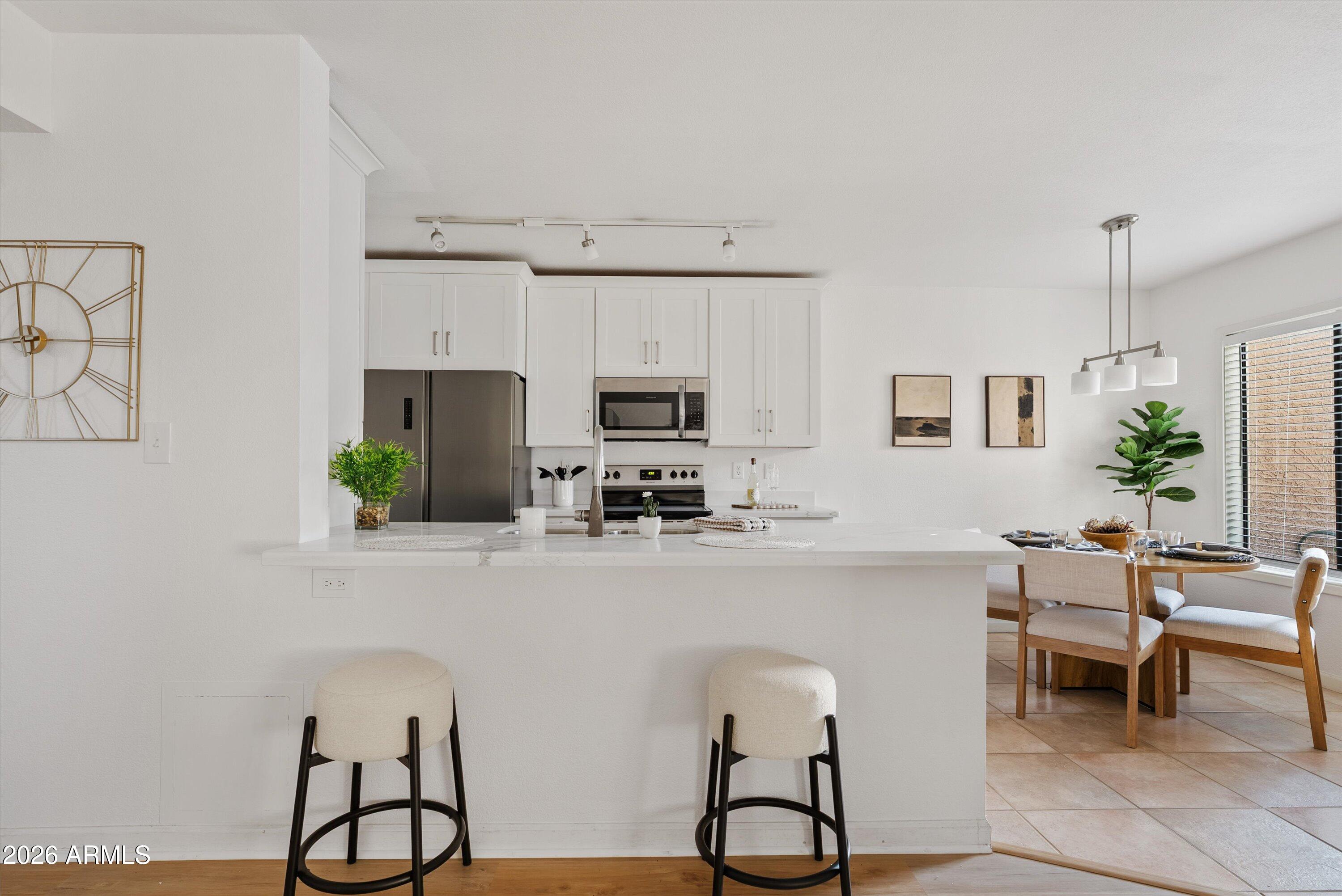 5230 East Brown Road, Unit 117 Mesa, AZ 85205 - Photo 7 of 27 Great for Entertaining