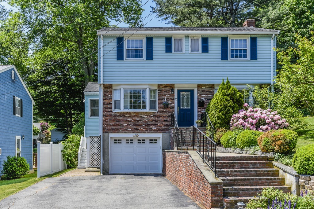 97 Greensboro Road Dedham, MA 02026 - Photo 2 of 28 Gallery Image 2