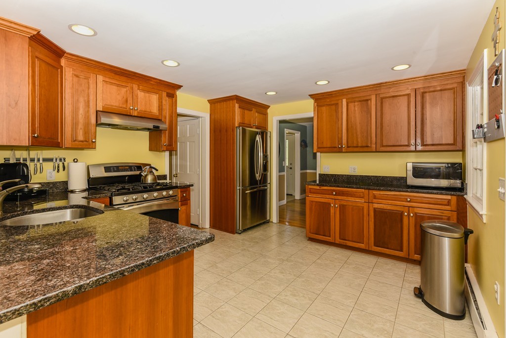 97 Greensboro Road Dedham, MA 02026 - Photo 10 of 28 Gallery Image 10