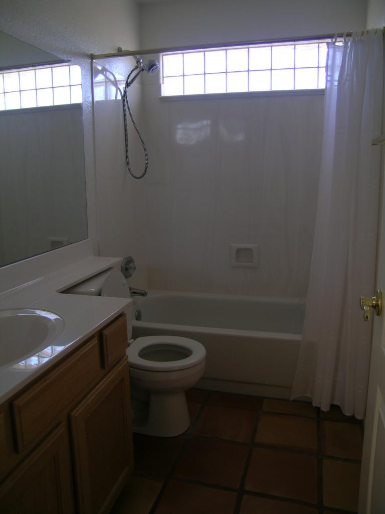 401 East Desert Ranch Road Phoenix, AZ 85086 - Photo 8 of 12 Guest Bathroom