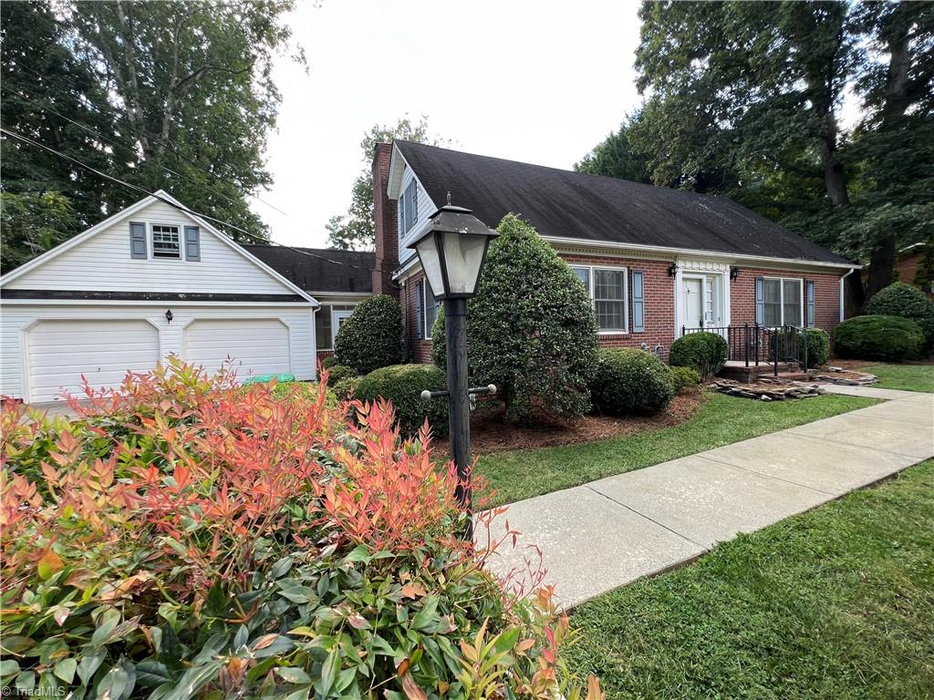 406 Spring Street King, NC 27021 - Photo 7 of 50 Gallery Image 7