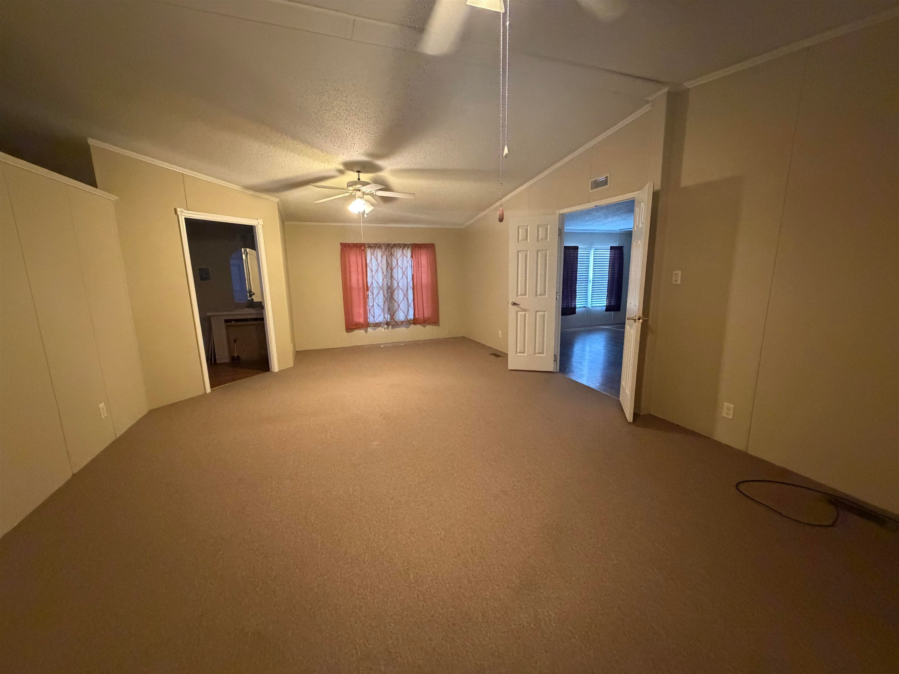 3568 Toliver Road Marshall, TX 75670 - Photo 10 of 26 Gallery Image 10