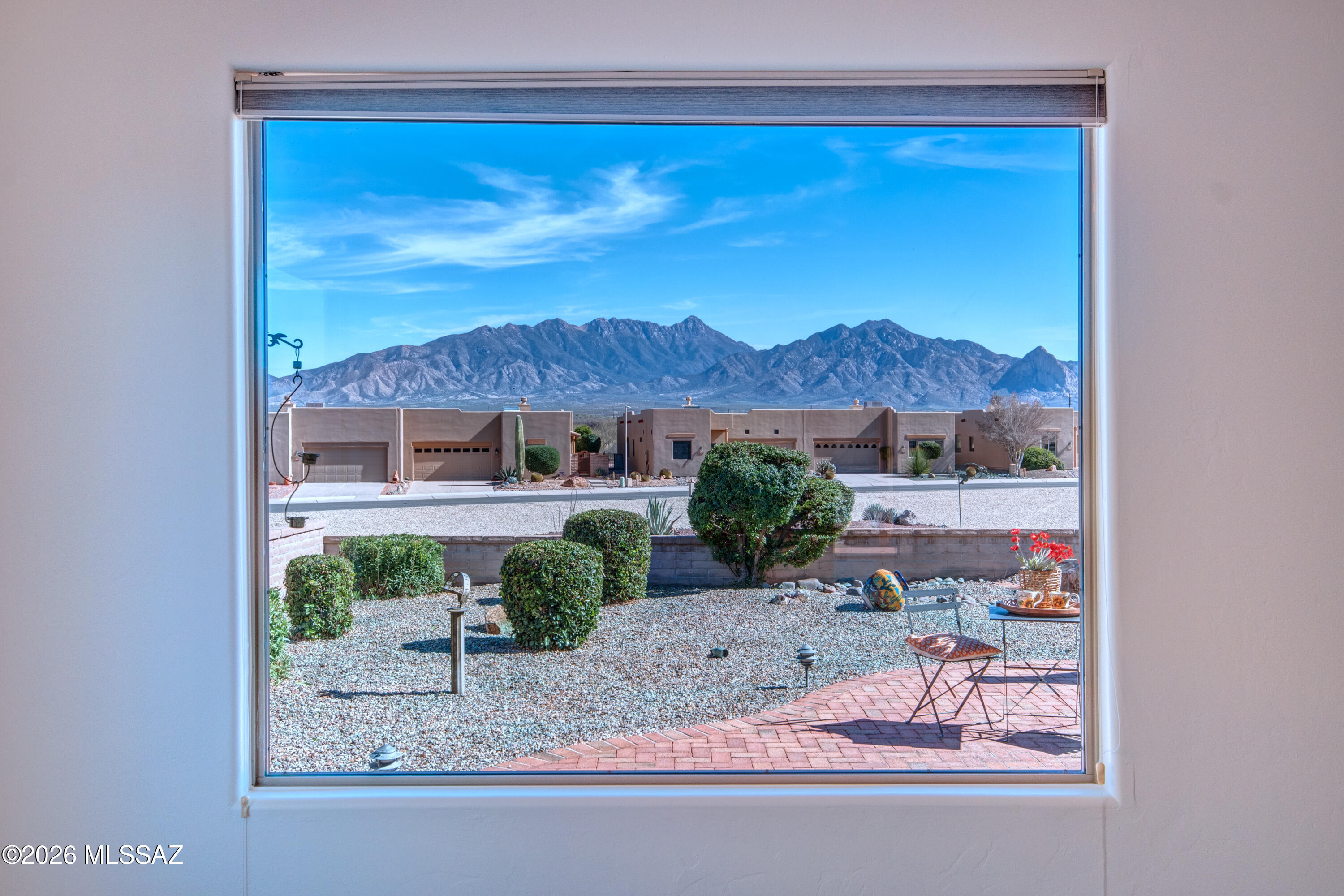 4003 South Golden Lynx Road Green Valley, AZ 85614 - Photo 11 of 36 Great room picture window