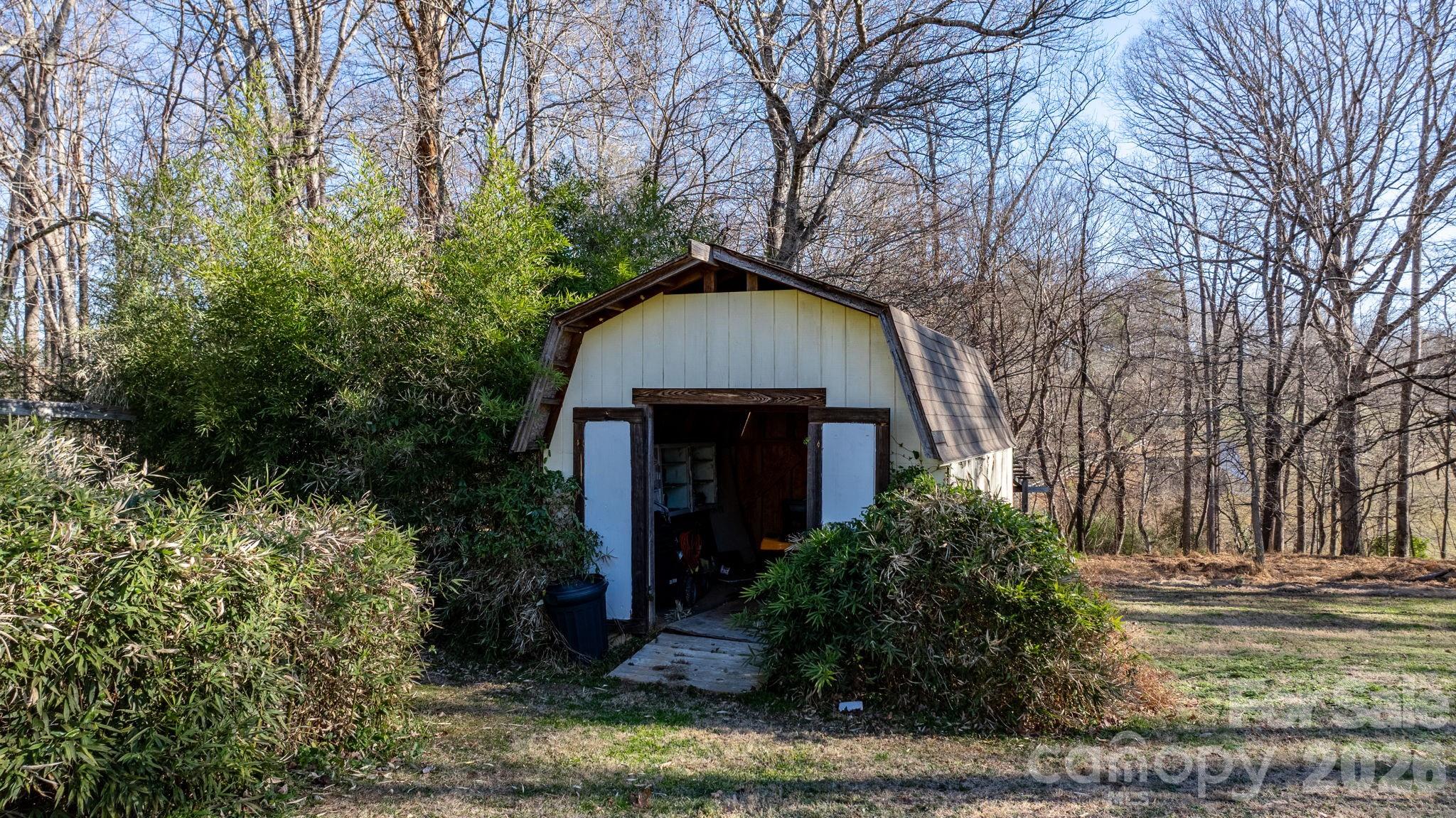 3358 Falling Creek Road Hickory, NC 28601 - Photo 23 of 34