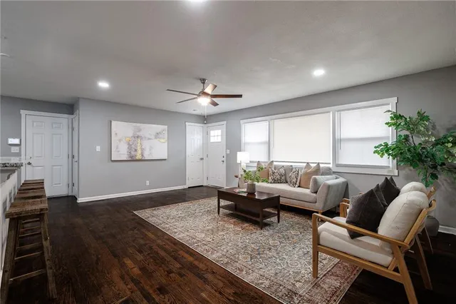 $229,900 | 2507 South Arlington Avenue, Independence, MO 64052