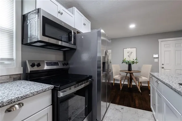 $229,900 | 2507 South Arlington Avenue, Independence, MO 64052