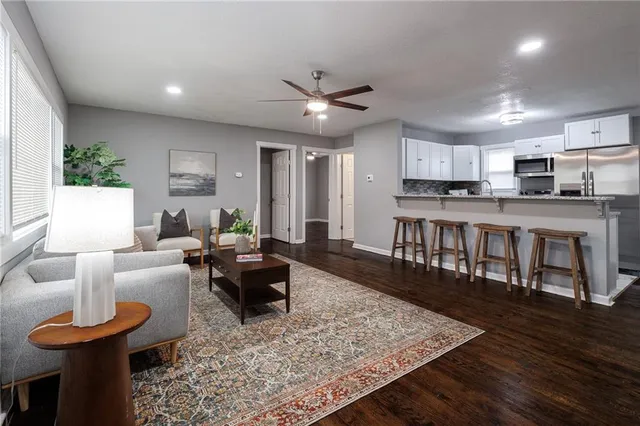 $229,900 | 2507 South Arlington Avenue, Independence, MO 64052