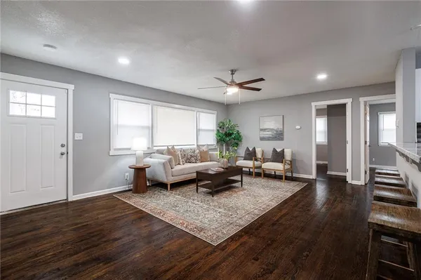 $214,900 | 2507 South Arlington Avenue, Independence, MO 64052