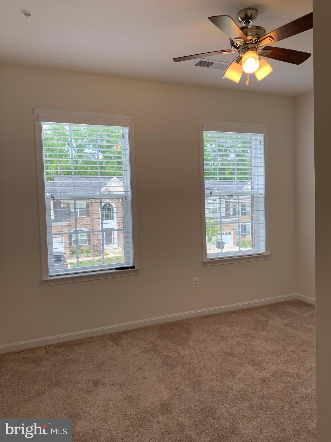 11518 Neon Road Fort Washington, MD 20744 - Photo 15 of 22 Bedroom #2 w/Ceiling Fan and Full Bathroom