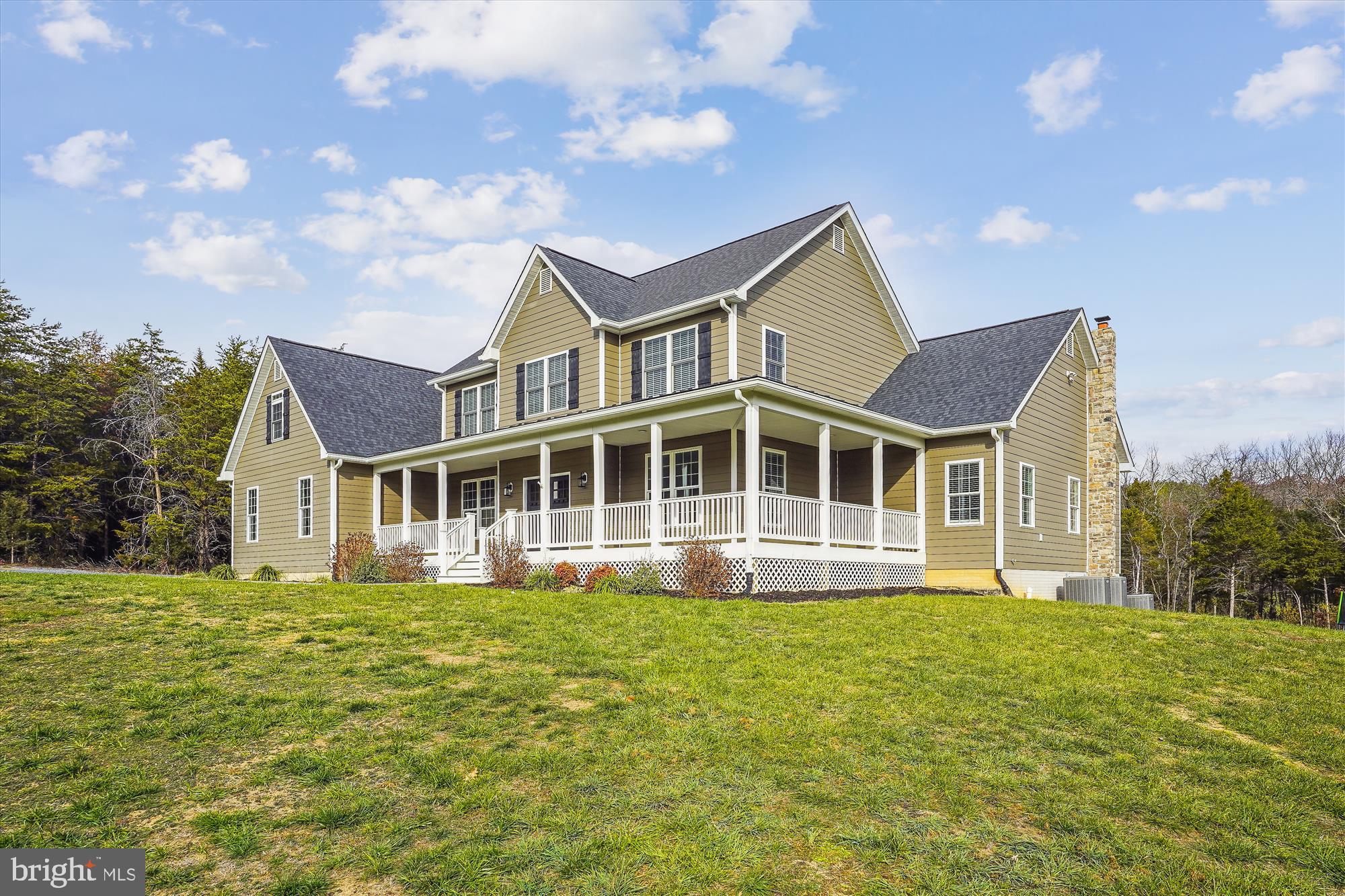3352 Mountain Road Front Royal, VA 22630 - Photo 2 of 25 Front Elevation