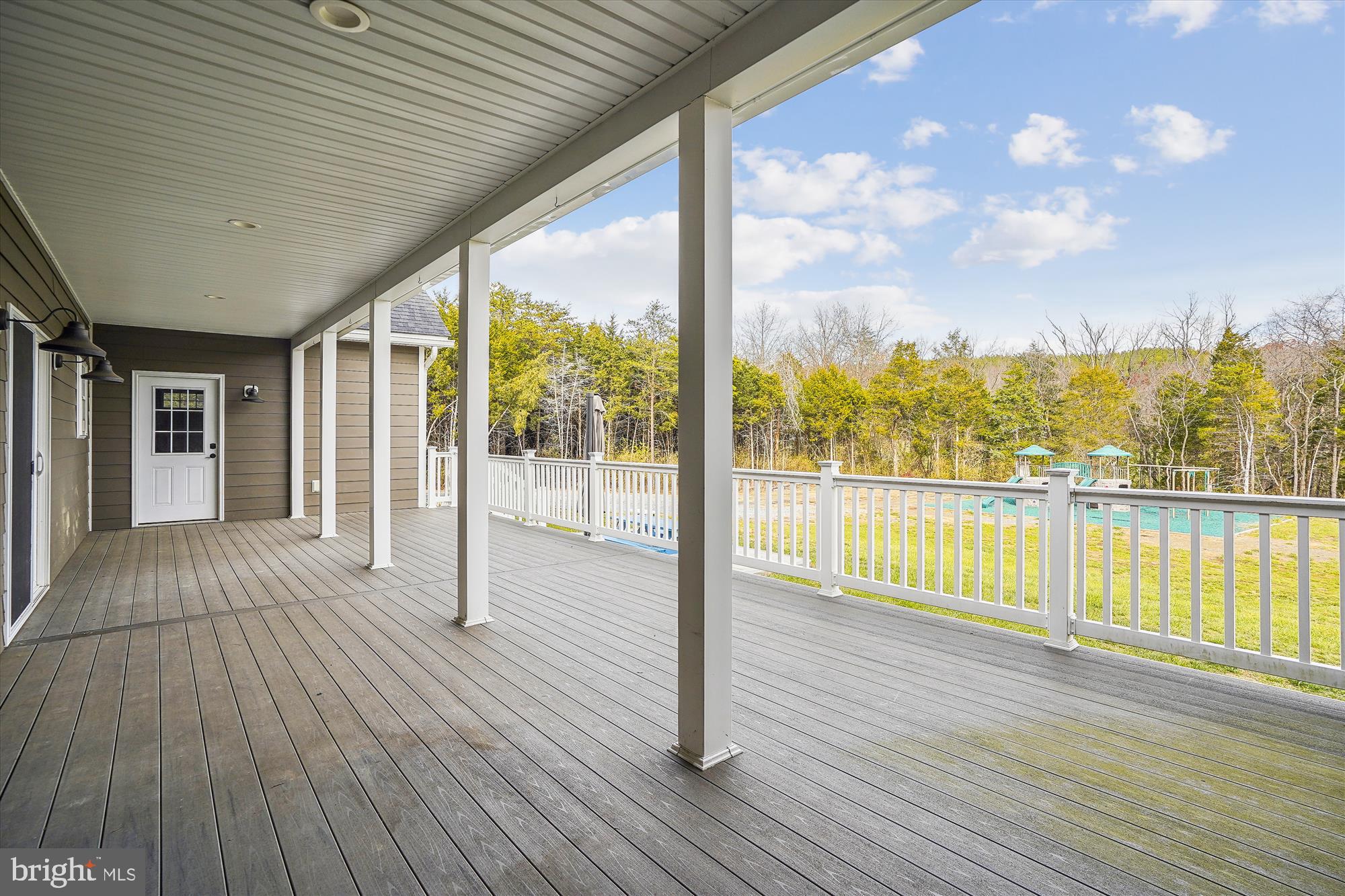 3352 Mountain Road Front Royal, VA 22630 - Photo 25 of 25 Deck