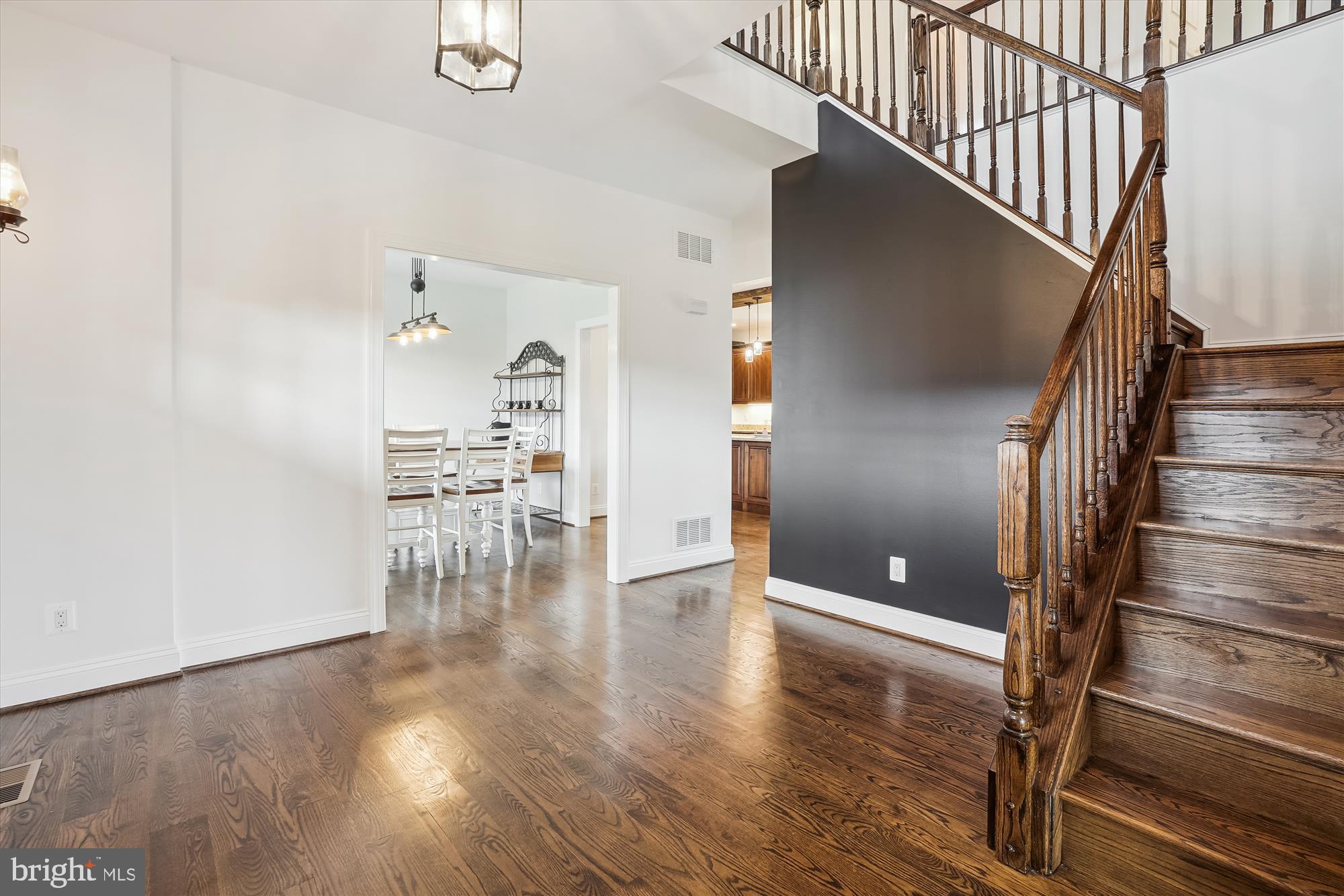 3352 Mountain Road Front Royal, VA 22630 - Photo 6 of 25 Foyer