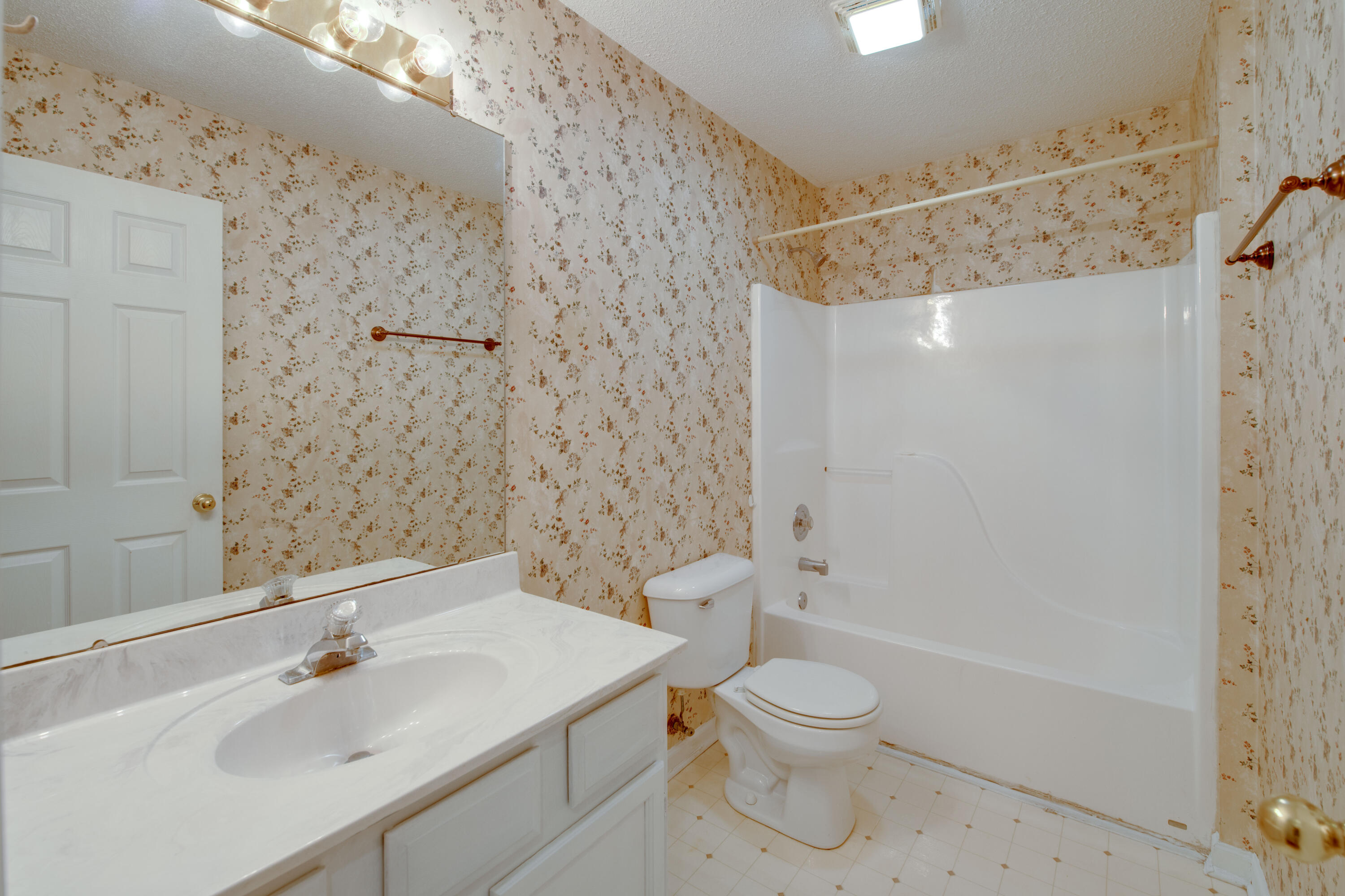 9349 Barbee Road Soddy Daisy, TN 37379 - Photo 14 of 25 D85_1779