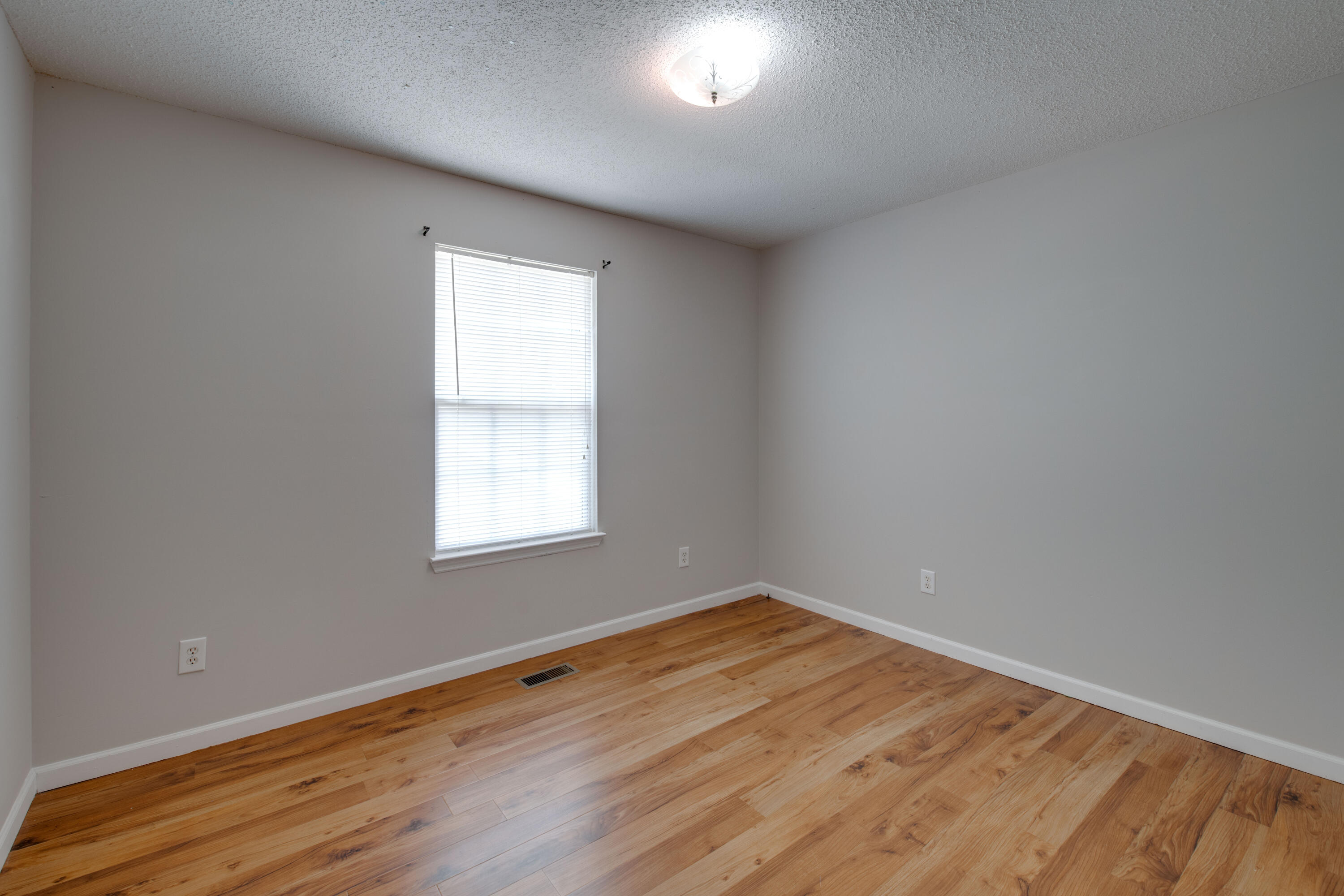 9349 Barbee Road Soddy Daisy, TN 37379 - Photo 15 of 25 D85_1767