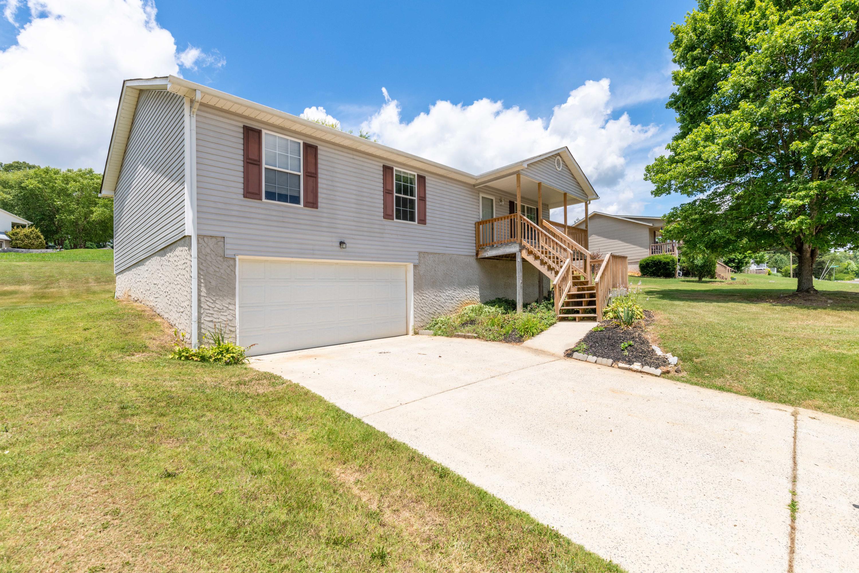9349 Barbee Road Soddy Daisy, TN 37379 - Photo 3 of 25 D85_1720