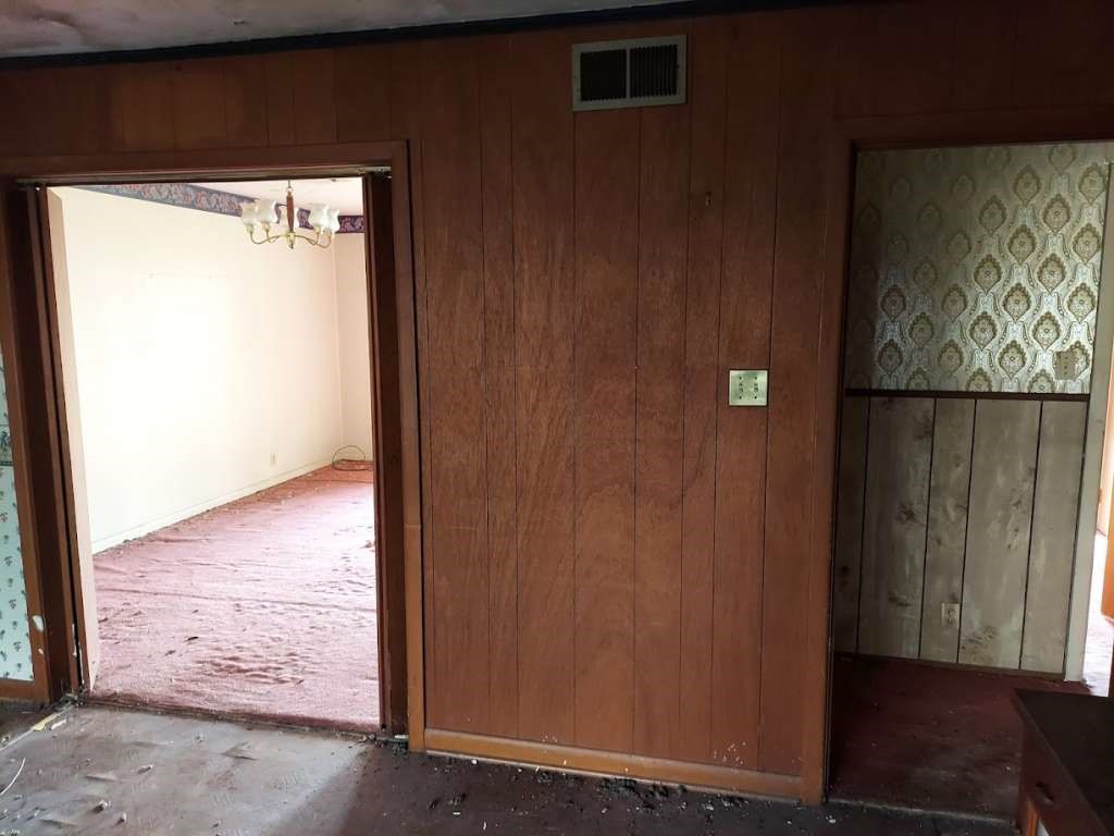 1716 South Robison Road Texarkana, TX 75501 - Photo 6 of 9