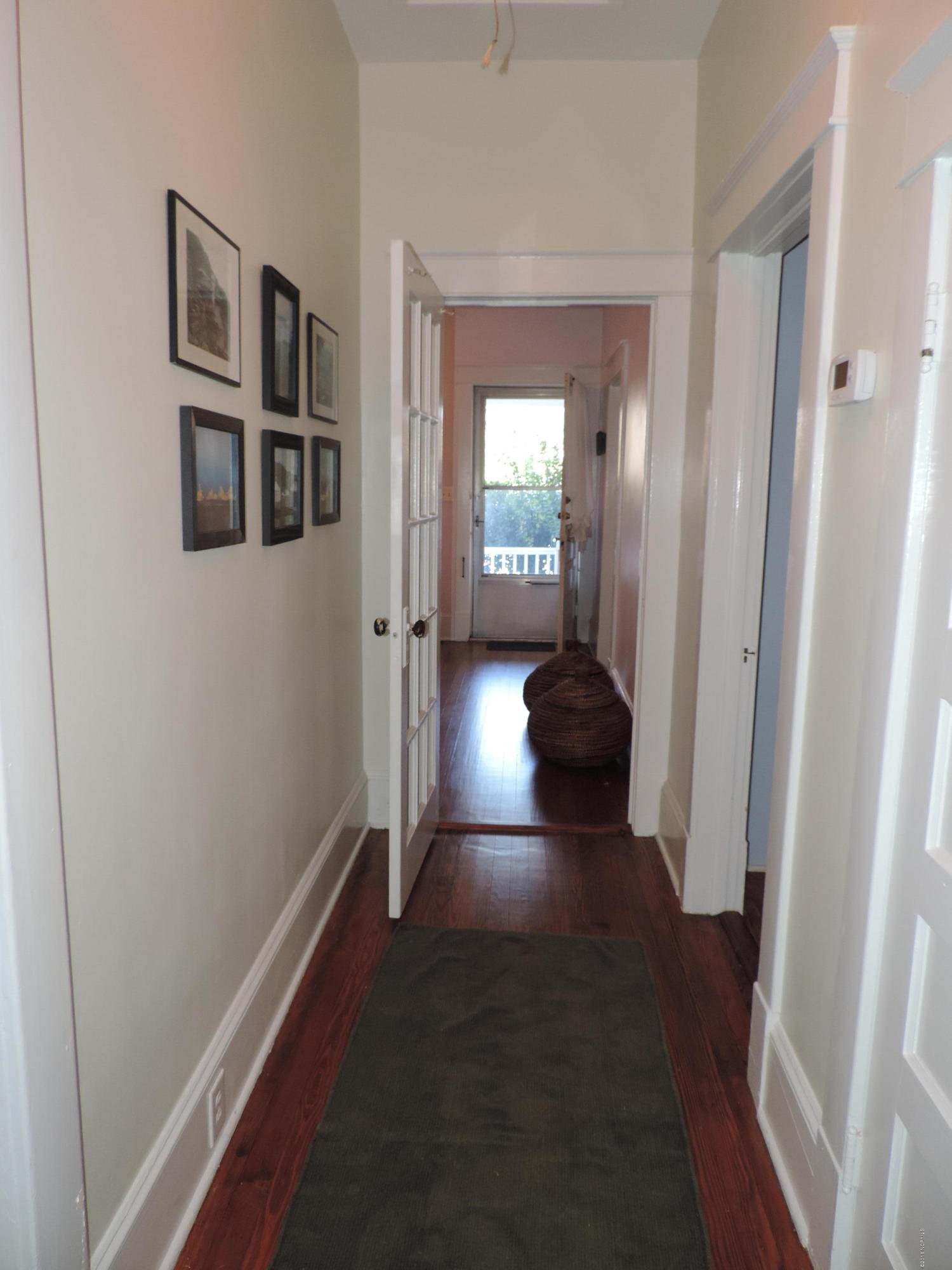 1323 Rhem Avenue New Bern, NC 28560 - Photo 29 of 37 Hallway to front entry