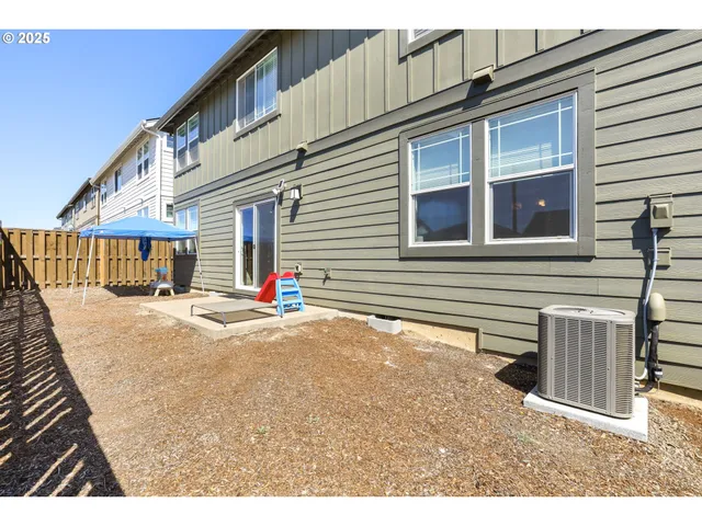 $459,900 | 18400 Southwest Sugarloaf Lane, Beaverton, OR 97007