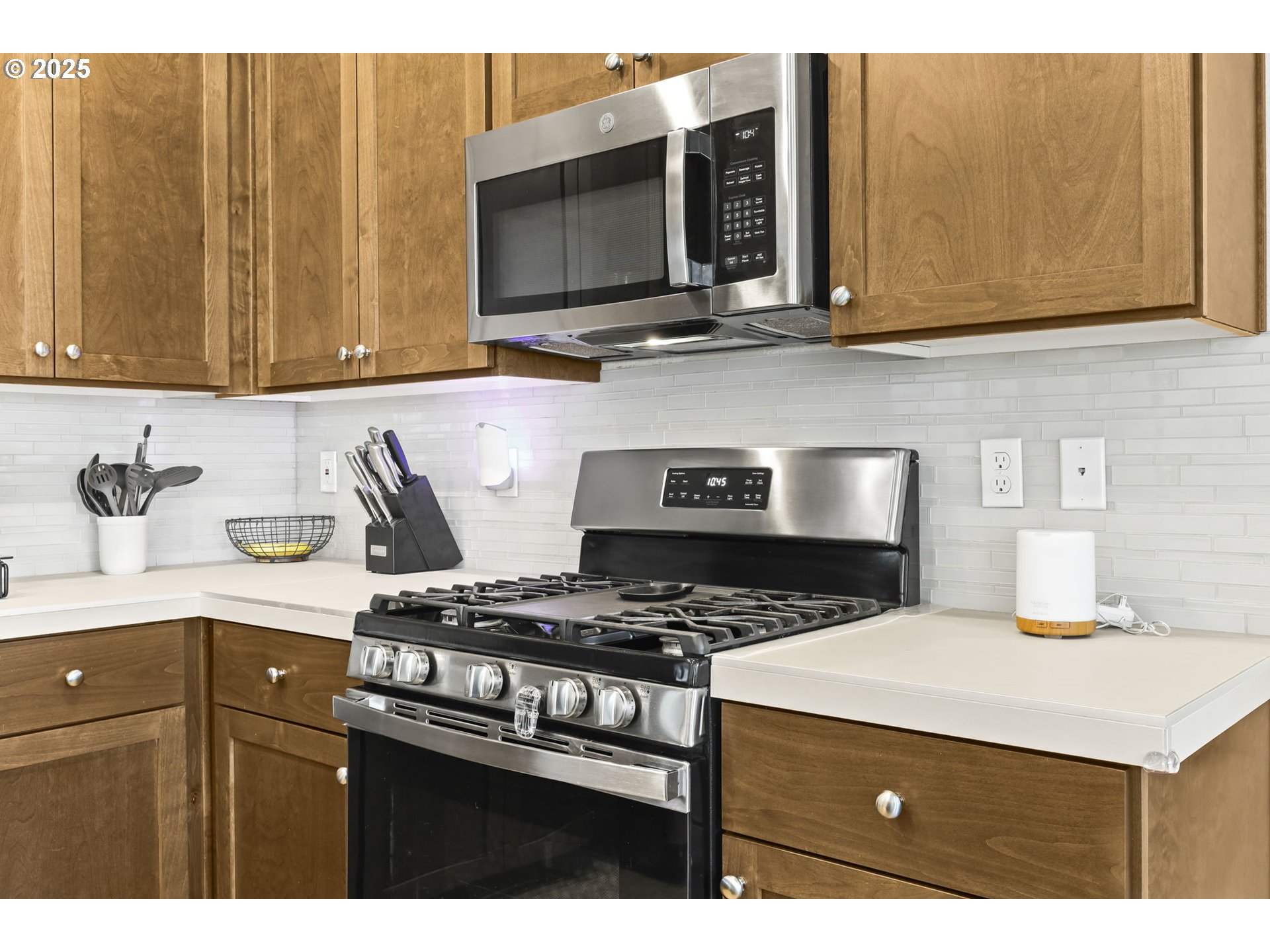 18400 Southwest Sugarloaf Lane Beaverton, OR 97007 - Photo 7 of 18